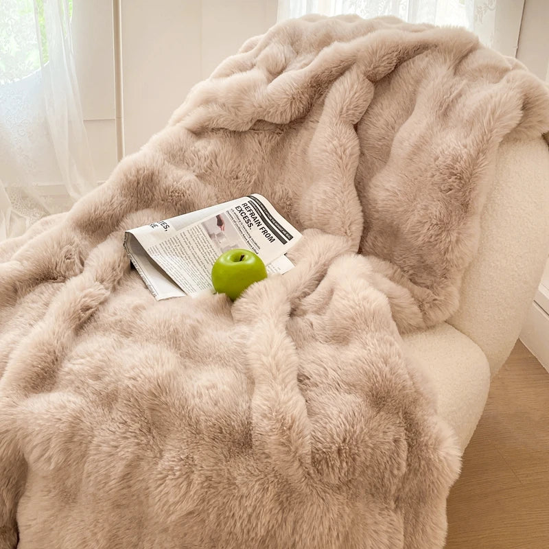Double Layer Thick Faux Fur Blanket