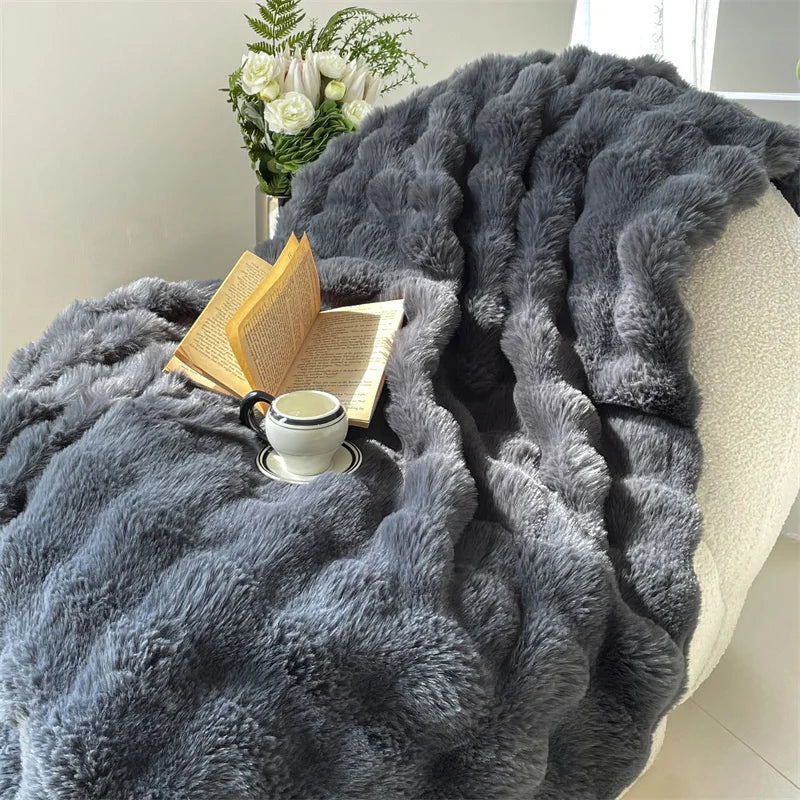 Double Layer Thick Faux Fur Blanket