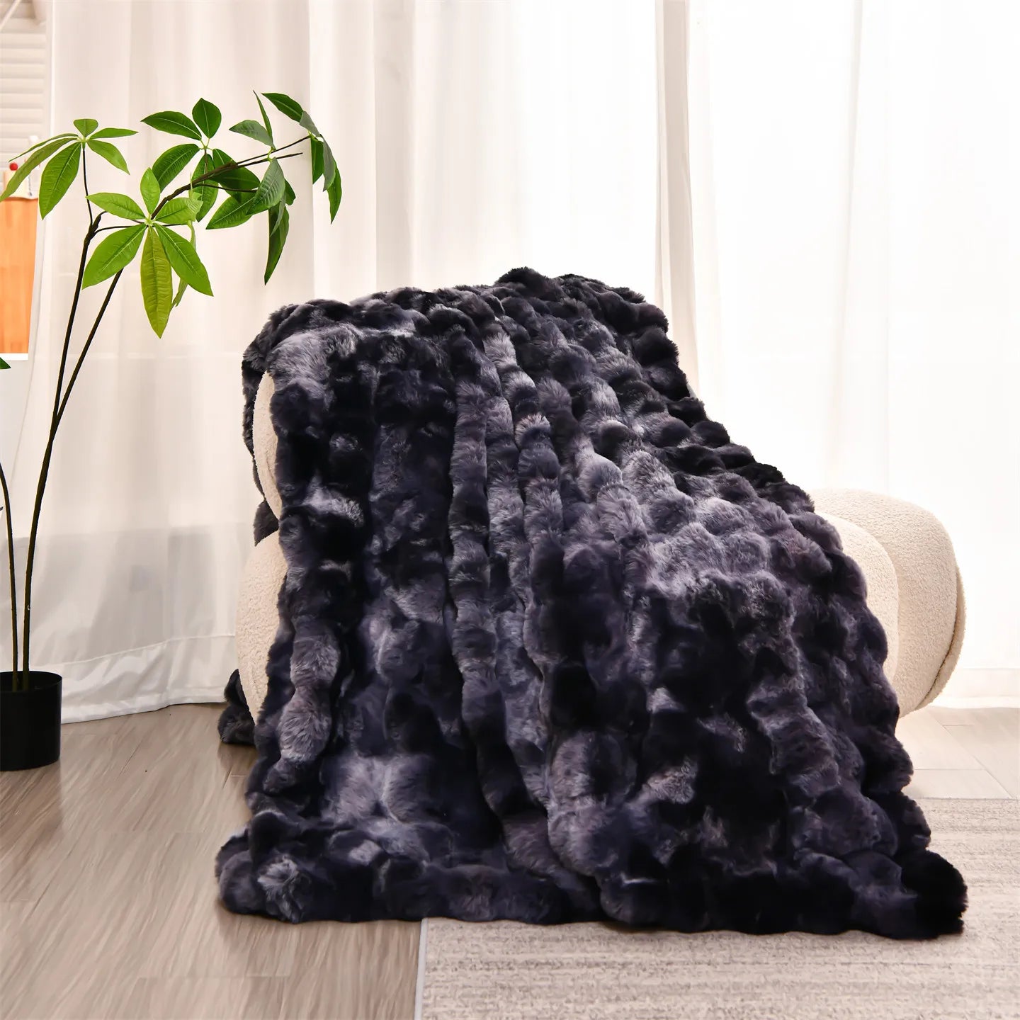 Double Layer Thick Faux Fur Blanket